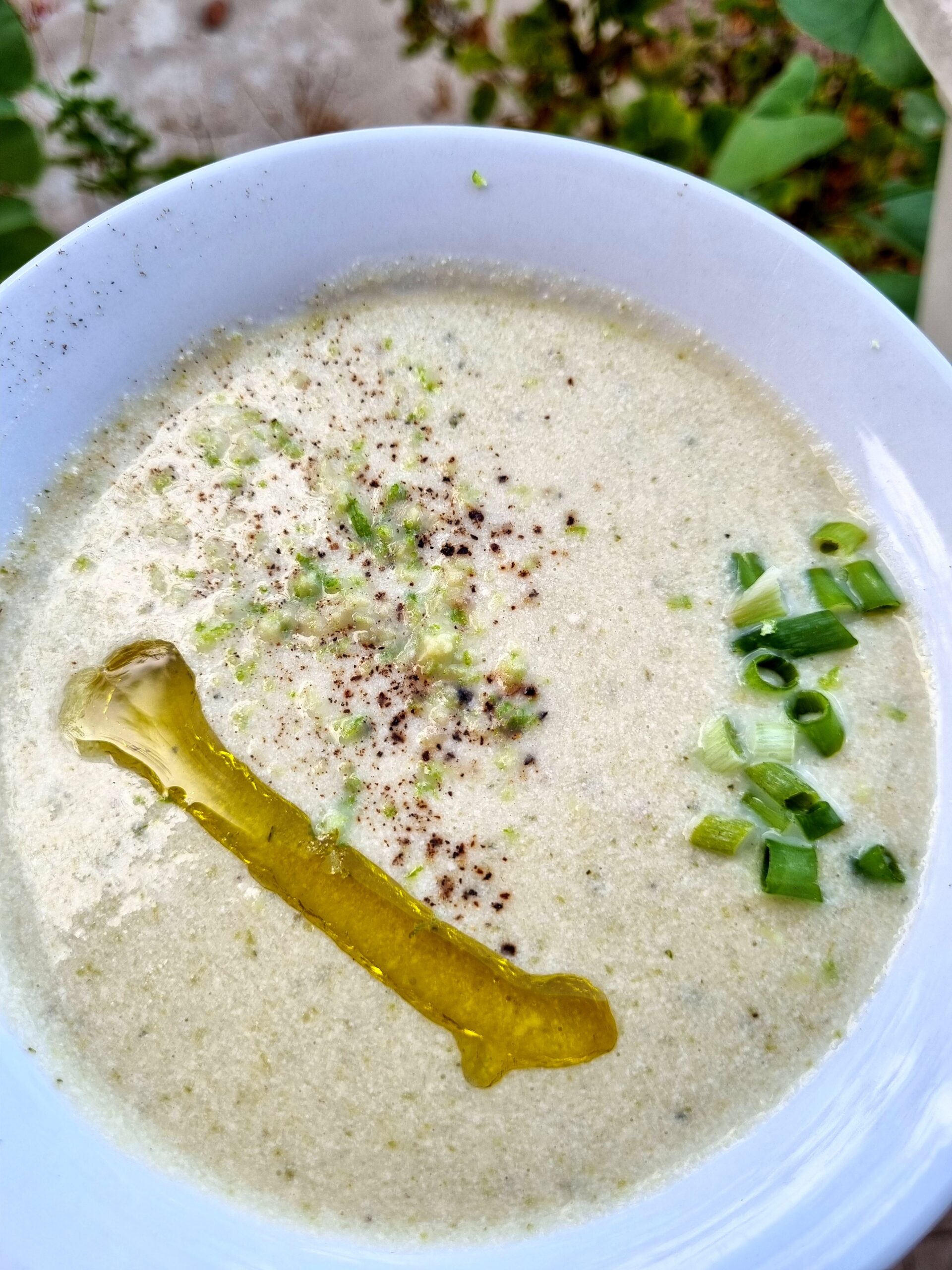 מרק טופו וקישואים בסגנון סיני